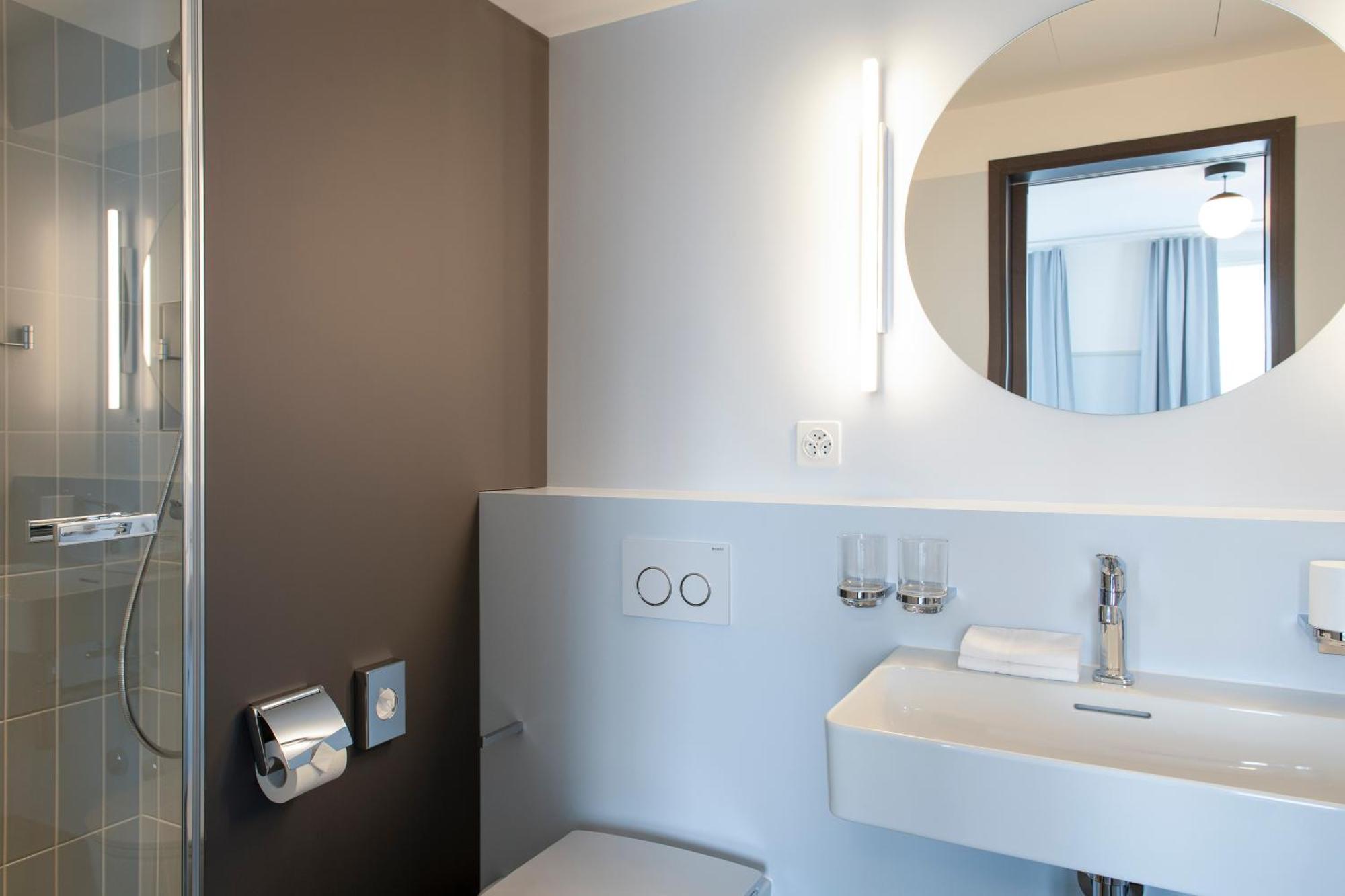 Hotel Schuetzen ריינפלדן מראה חיצוני תמונה