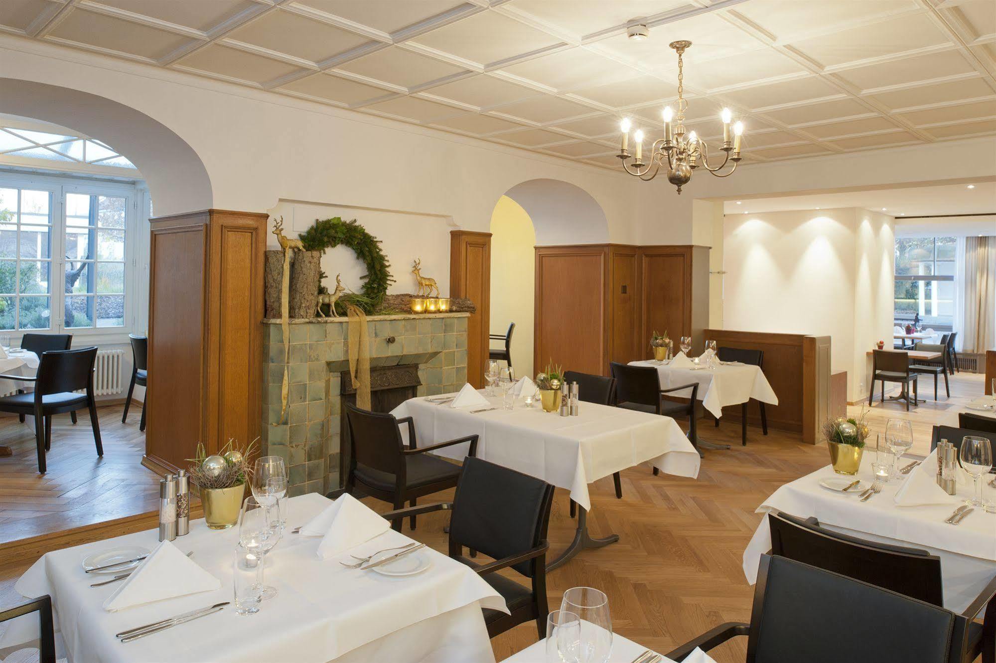 Hotel Schuetzen ריינפלדן מראה חיצוני תמונה